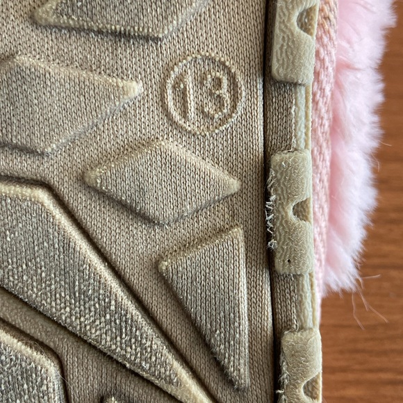 Cat & Jack Girl's Carmen Scuff Slippers-Size 13-Pink - Picture 4 of 4